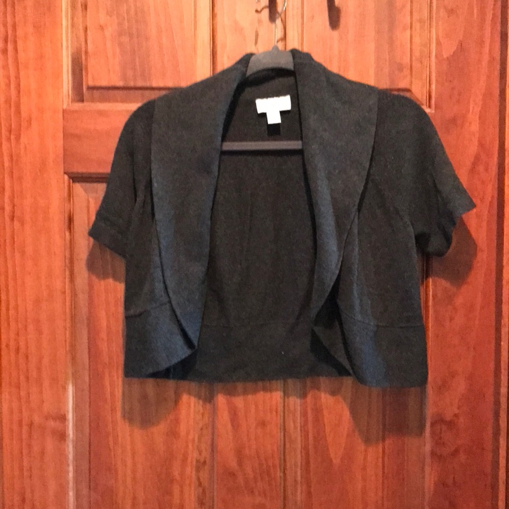 Ann Taylor Loft grey cropped little sweater